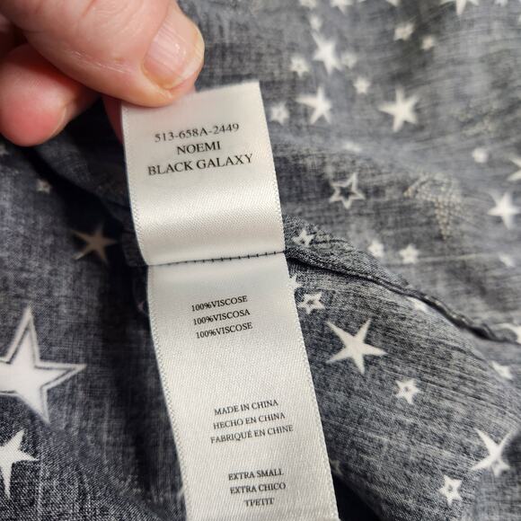 Rails Noemi Black Galaxy Print Button Down Shirt Size XS - Picture 9 of 9